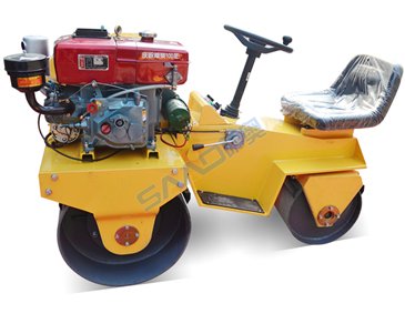 ?SYL-850s座駕<font color='red'><font color='red'>壓路機(jī)</font></font>：為道